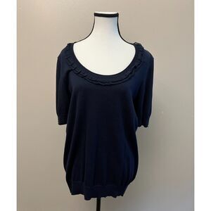 Banana Republic 100% cotton navy blue short-sleeved top. Size XL.